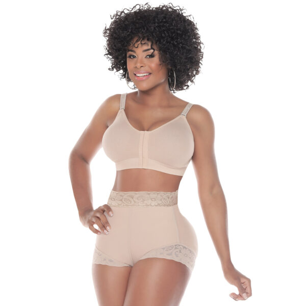 331-C-CE Panty con levantacola interno y encaje siliconado
